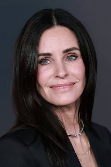 Courteney Cox Height Body Measurements Net Worth Husband Family